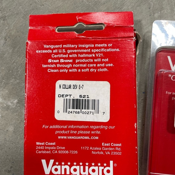 Vanguard United States Navy Lot of 4 pins NEW Military Anchor Star Shine - Picture 5 of 6